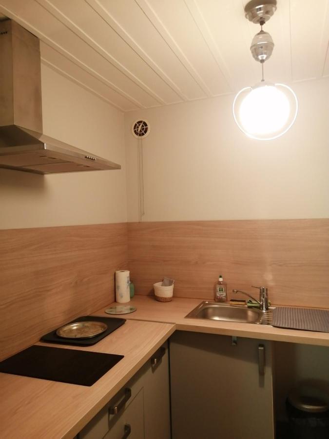 Salins-Les Bains : A L'Ombre De La Tour Carree Apartman Kültér fotó