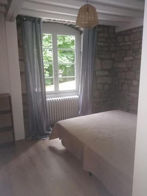 Salins-Les Bains : A L'Ombre De La Tour Carree Apartman Kültér fotó